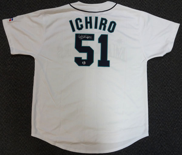 イチロー選手直筆サイン#51書き込み マリナーズホームユニホーム イチロー選手直筆サイン#51書き込み マリナーズホームユニホーム