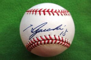 井口資仁選手#15シカゴホワイトソックス直筆サインＭＬＢボール