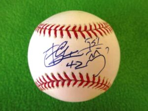 木田優夫選手#42直筆サインＭＬＢボール