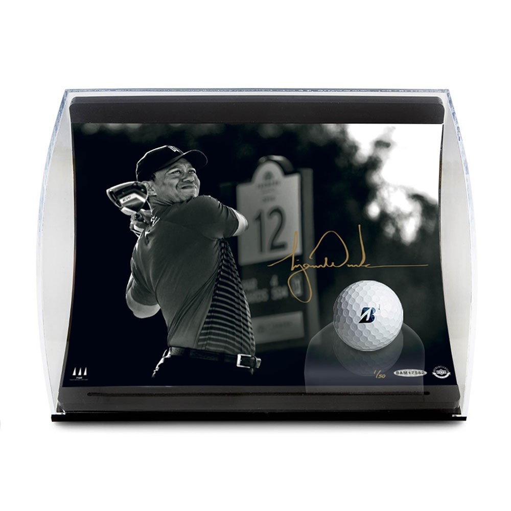 タイガーウッズ直筆サイン入り　Golf Drive Curve Display 100個限定アッパーデッキ社製品