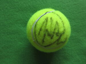 土居美咲　MISAKI DOI　直筆サインテニスボール