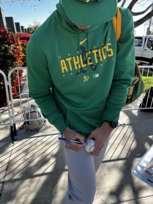 藤浪晋太郎選手＃11 オークランドアスレティックス　ルーキーイヤー直筆サインMLBボール - 画像 (3)