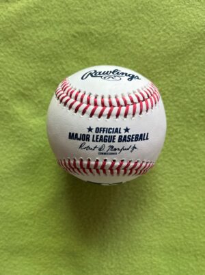 甲斐拓也選手＃10　2023WBC侍ジャパン直筆サインJAPAN書き込み入りMLB公式ボール - 画像 (2)