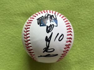 甲斐拓也選手＃10　2023WBC侍ジャパン直筆サインJAPAN書き込み入りMLB公式ボール