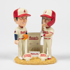 大谷翔平＆マイクトラウト7月1日エンジェルス球場25000体限定配布シティーコネクトボブルヘッド人形　ラスト2個！　OHTANI&TROUT CITY CONNECT BOBBLEHEAD