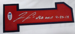 ロナルド・アクーニャJr選手#13Ronald Acuna Jr  直筆サインMLB DEBUT 4-25-18 書き込み入り majestic White jersey サイズ　L　Beckett鑑定証ホログラム付き - 画像 (3)