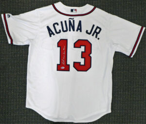 ロナルド・アクーニャJr Full Name 直筆サイン入り　Ronald Jose Acuna Blanco　majestic Cool Base White Jersey  L Beckett鑑定ホログラム付き - 画像 (2)