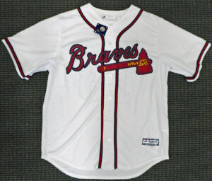 ロナルド・アクーニャJr#13選手 Ronald Acuna Jr  直筆サイン2018 NL ROY書き込み入り majestic White jersey サイズ　L　Beckett鑑定証ホログラム付き - 画像 (4)