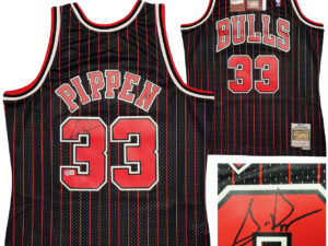 スコッティ・ピッペン　Scottie Pippen#33直筆サイン Mitchell&Ness 1995-96 Swingman Jersey L・XL  Beckett 鑑定証ホログラム付き