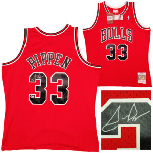 スコッティ・ピッペン　Scottie Pippen#33直筆サイン Mitchell&Ness 1997-98 Red Swingman Jersey L or XL  Beckett 鑑定証ホログラム付き