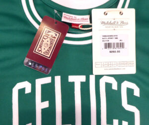 ラリーバードLARRY BIRD#33 直筆サインBOSTON CELTICS Authentic Mitchell&NessグリーンユニホームXL  Beckett鑑定証付き - 画像 (4)