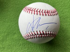 山本由伸選手18LAドジャース直筆サインＭＬＢボール　Fanatic＆MLBホログラム証明付き