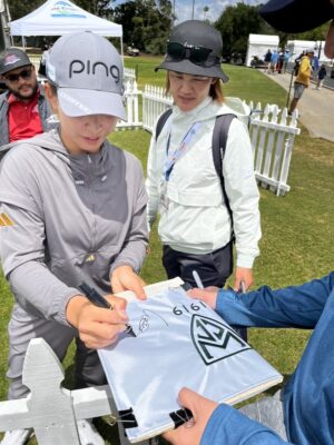 2024 JE Eagle LA Open LPGA15選手直筆サイン　ウィルシャーカントリークラブ会場限定ゴルフピンフラッグ　当日チケット付き - 画像 (3)