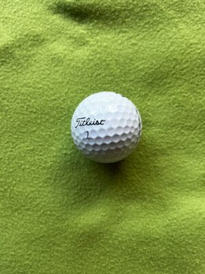 稲見萌寧プロLPGA 直筆サインTitleist Golf Ball - 画像 (2)