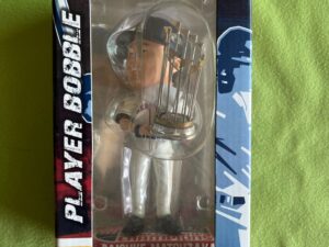 松坂大輔選手18　BOSTON REDSOX 2007 ワールドシリーズ チャンピオンボブルヘッド人形　FOCO