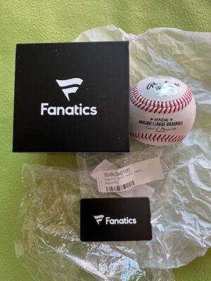 佐々木朗希選手＃11 LAドジャース・メジャー初直筆サインMLB公式ボール　Fanatics & MLBホログラム証明付き 在庫ラスト1 - 画像 (2)