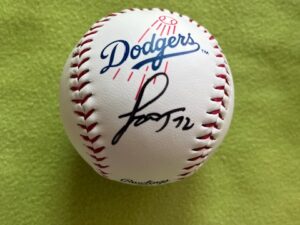 ミゲル・ロハス#72 MIGUEL ROJASドジャース直筆サインドジャースロゴ入りMLB公式ボール