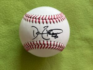 デーブロバーツ監督＃30ドジャース直筆サインMLB公式ボール