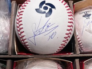 周東佑京＃20・2026WBC侍ジャパン直筆サイン入り2026年WBC公式ボール
