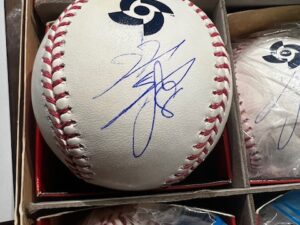 近藤健介＃8・2026WBC侍ジャパン直筆サイン入り2026年WBC公式ボール