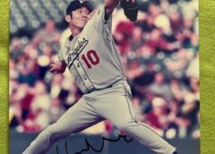 野茂英雄さん直筆サイン8X10　ＭＬＢ公式フォト